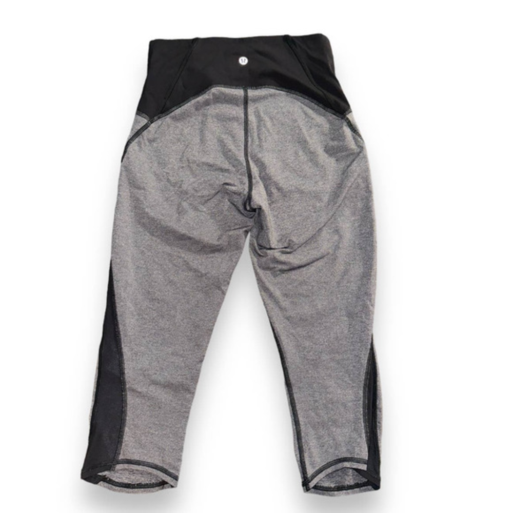 Lululemon Cropped Leggings Size: 6‎